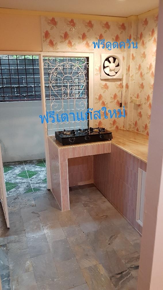 ขายทาวเฮ้าสถนนรัตนาธิเบศใกล้ท่าอิฐเดืนมาbtsได้สถานีบางรักใหญ่ 9