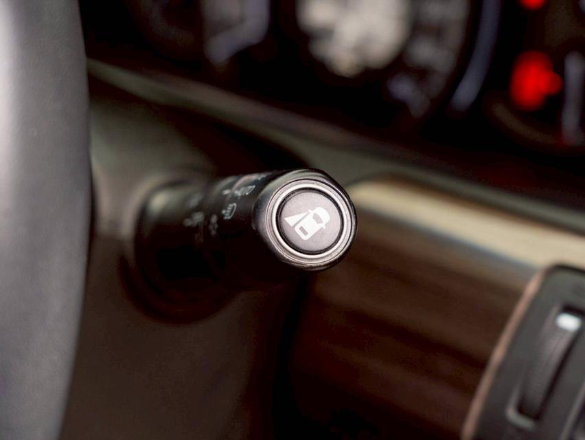 Honda Accord 2.0EL ปีจด 2019 18