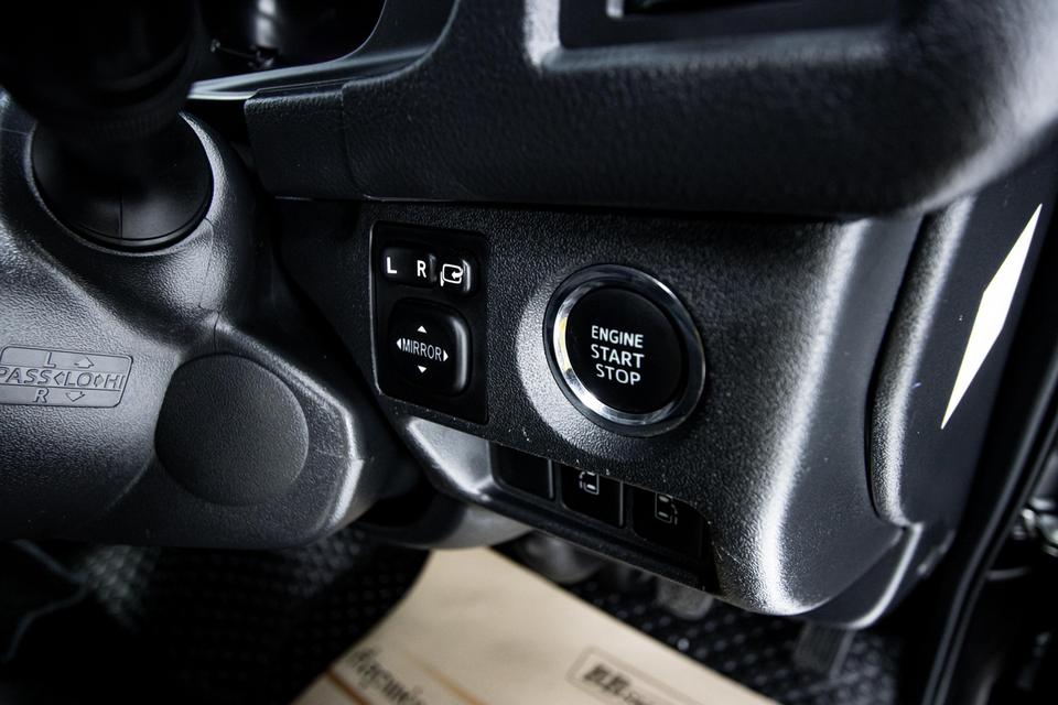 TOYOTA VENTURY 3.0 V 2016