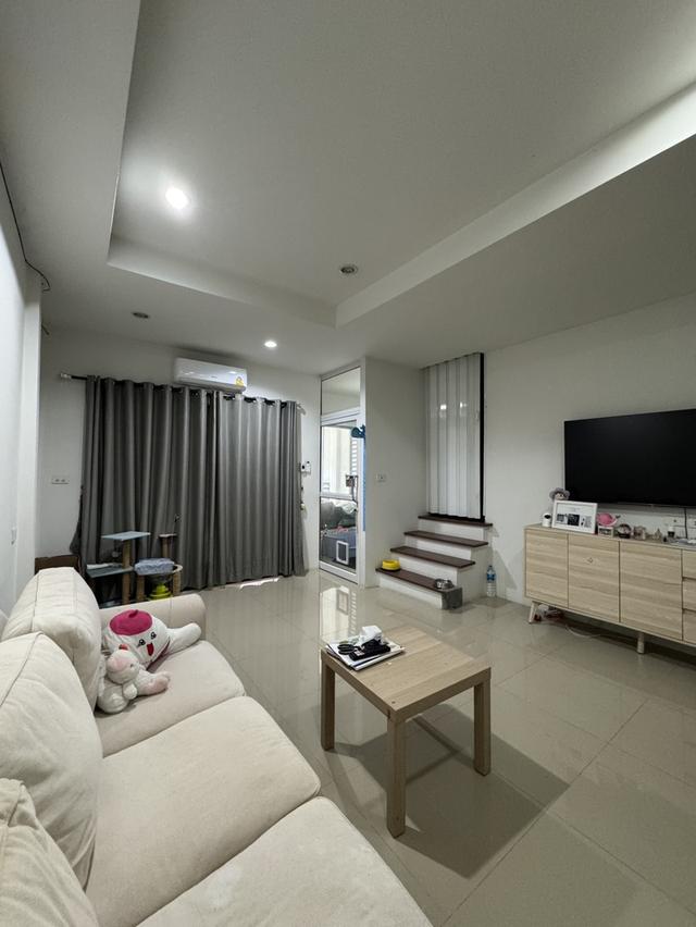 ขายทาวน์เฮ้าส์ 2 ชั้น หมู่บ้านศรีเมือง สุพรรณบุรี 5
