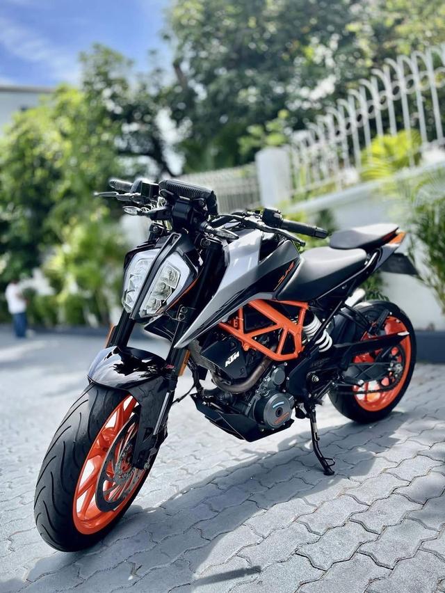 KTM Duke 390 สีเทา ปี 2022