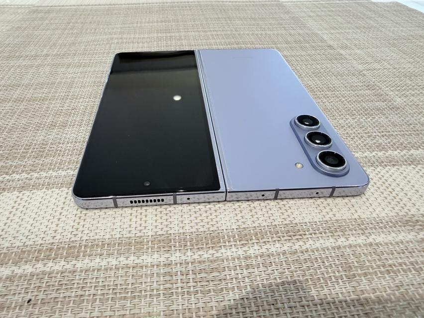 Samsung Fold 5 512GB Wi-Fi เสีย รูปย่อยที่ 4