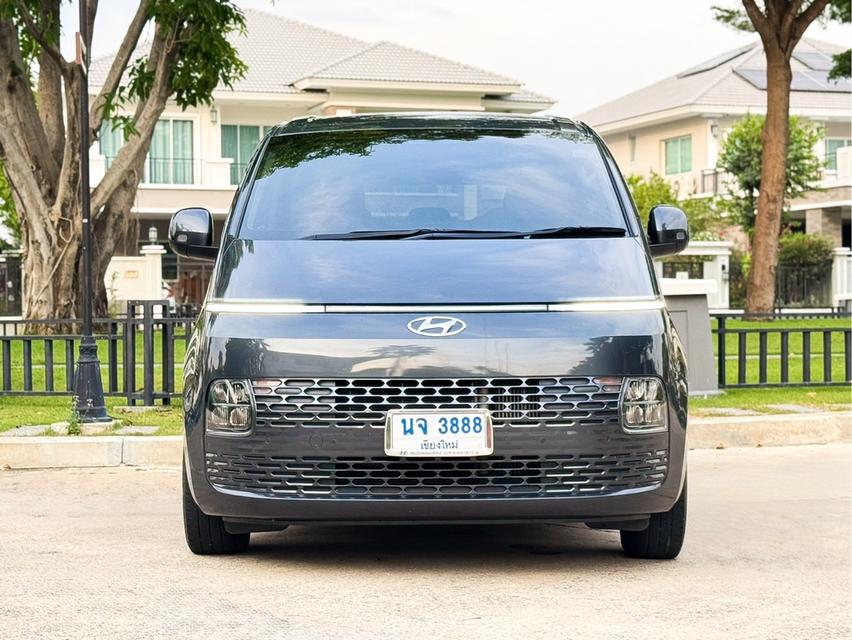 รหัสรถ AVA3888 ⭐️ Hyundai Staria 2.2 Diesel ปี 2022 เจ้าของเดียว