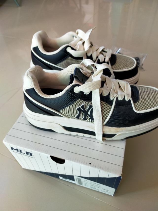 รองเท้า mlb เบอร์ 41