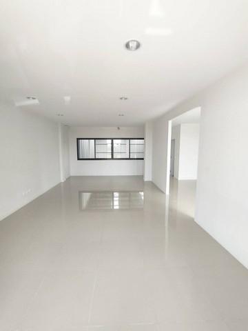 ให้เช่าโกดัง 450 ตร.ม. พร้อมสำนักงาน ย่านบางใหญ่ ซอยกัตนา ใกล้ รพ.บางใหญ่ 5