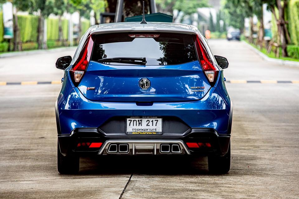 New MG 3 1.5X Sunloof ปี 2018 สีน้ำเงิน มือเดียวป้ายแดง