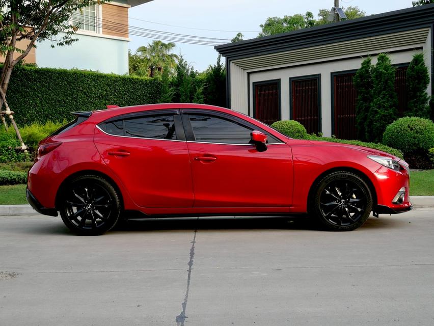 MAZDA 3 2.0S Spotsปี 2015 6