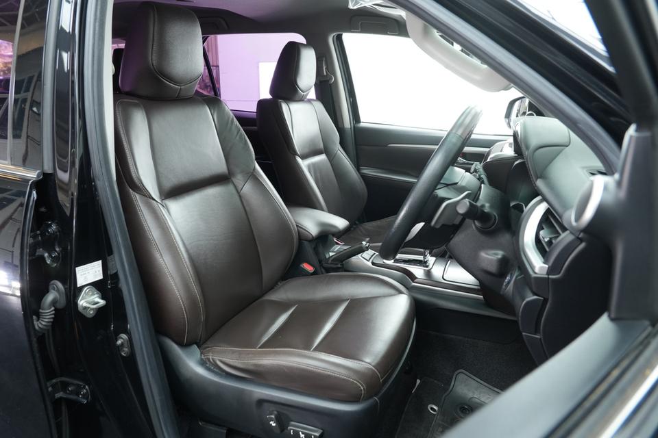 2020 TOYOTA FORTUNER 2.4 V 2WD SUV สีดำ เลขไมล์ 85055 กม. 13