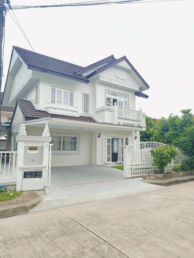 บ้านเดี่ยว  รามคำแหง ทำเลต้นโครงการ  พาร์คเวย์ชาเล่ต์ 1