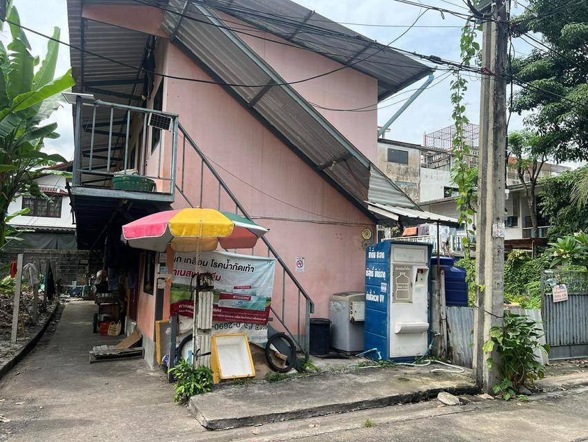 ขายที่ดิน51ตรว  พร้อมห้องเช่า12ห้อง 2
