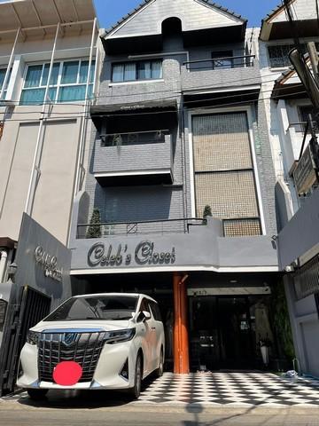 ให้เช่าตึก4ชั้น250ตร.ม.ย่านทองหล่อสุขุมวิทใกล้BTSทองหล่อมีที่จอดรถหน้าร้าน 1