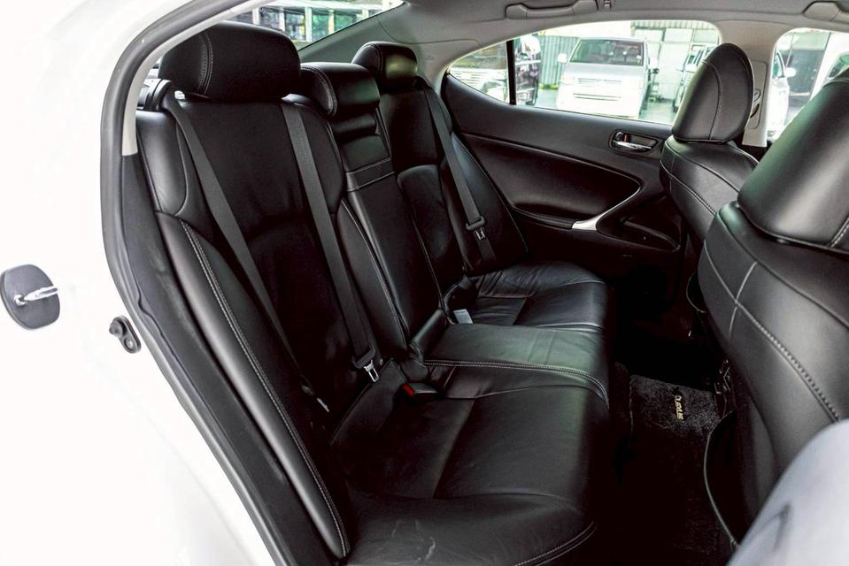 รหัสรถ PR221 Lexus IS 250 Premium Package Minorchange (2012) รูปที่ 11