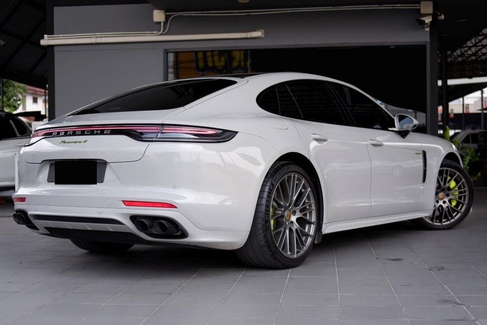 Porsche Panamera 4 E-Hybrid PlatinumEdition 2023$ ราคาพิเศษเพียง 5,690,000 บาท เท่านั้น!•เลขไมล์เพียง 16,xxx KM รูปที่ 2