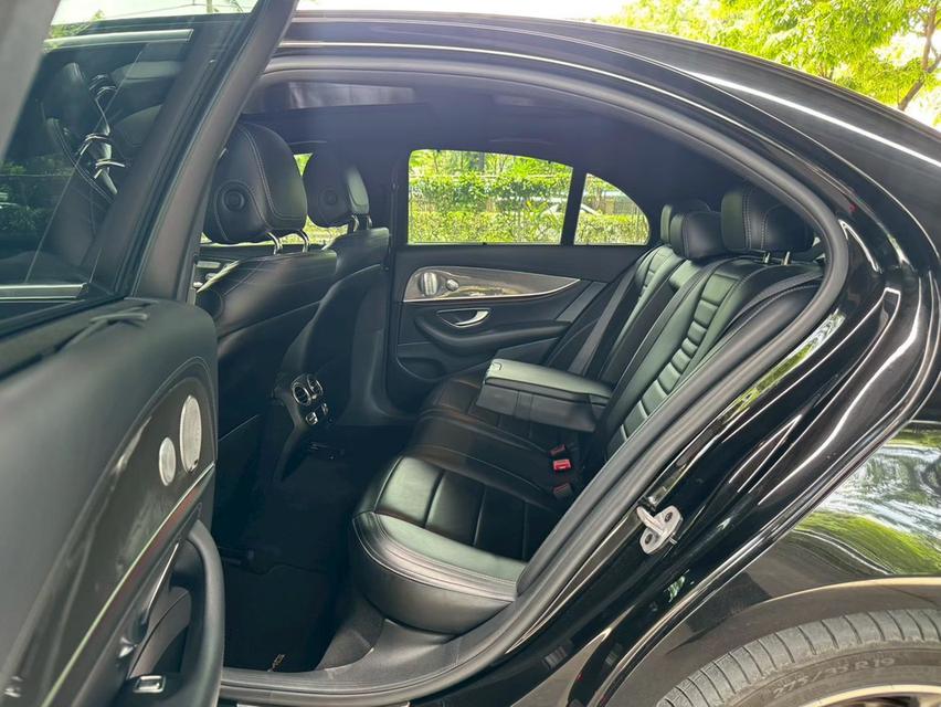 2019 Mercedes-Benz E 350 e AMG Dynamic Facelift AT รูปที่ 17