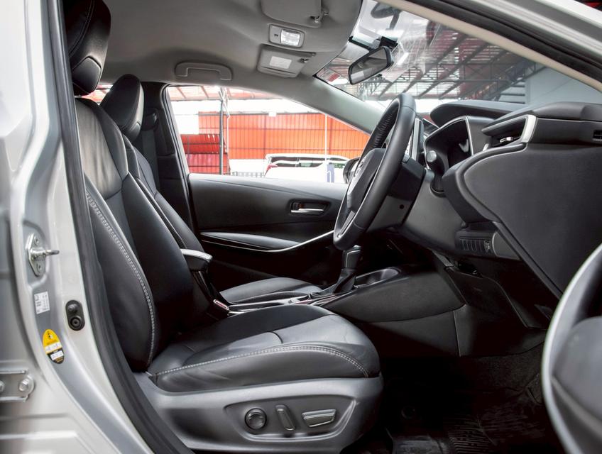 TOYOTA ALTIS 1.8 HYBRID MID ปี 2019 9