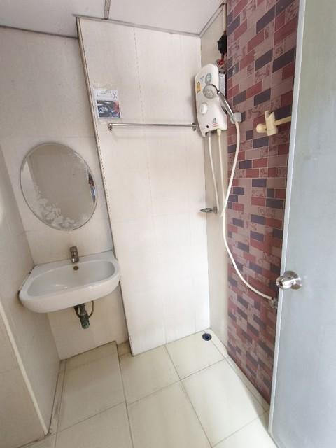 P553 ให้เช่า อาคาร 2 ชั้นครึ่ง ย่านสามเสน ซอยวัดตรีทศเทพ เขตพระนคร 11