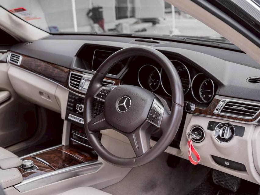 รหัสรถ 67GG0478 #Mercedes Benz E300 Bluetec Hybrid 2014 6