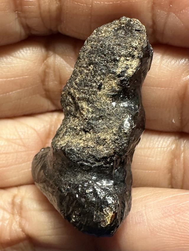 พระปิดตาเนื้อผงคลุกรัก เก่า(ได้มาสภาพเดิมคามภาพ) รูปที่ 4