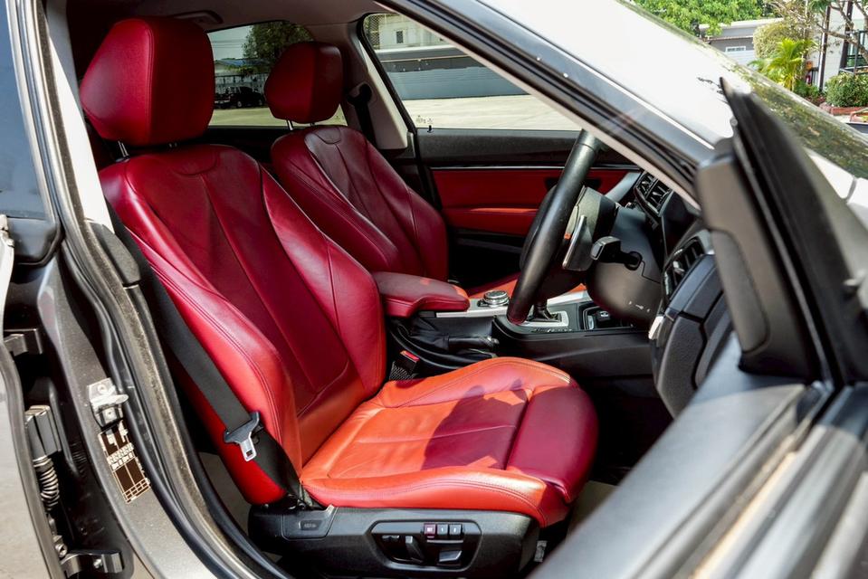 BMW 320d GT Sport F34 AT 2015 รูปที่ 7