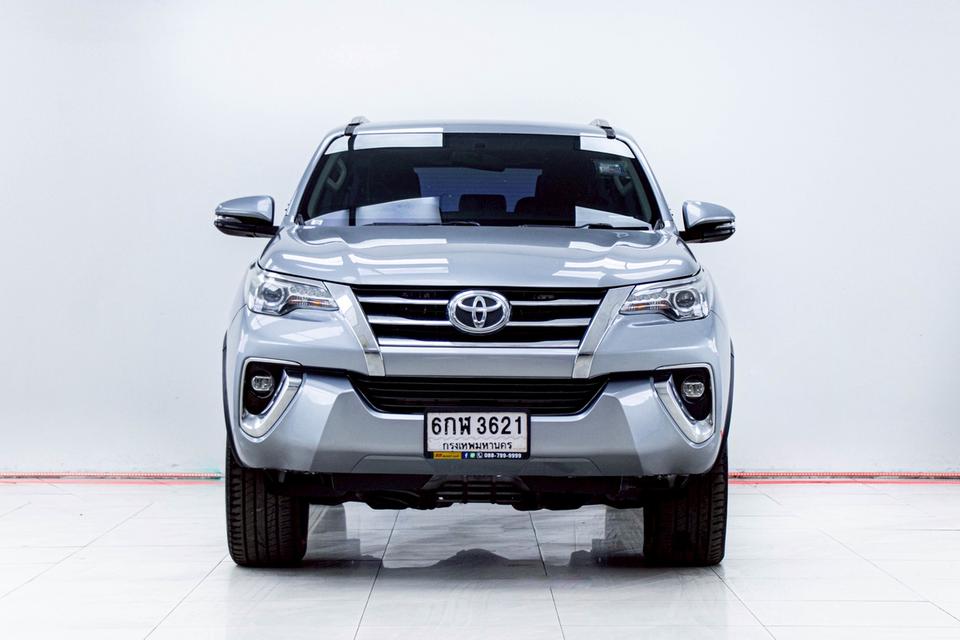 ✨ TOYOTA FORTUNER 2.4 V AT ปี 2017 ตัวท็อป V โฉมใหม่ รูปย่อยที่ 3