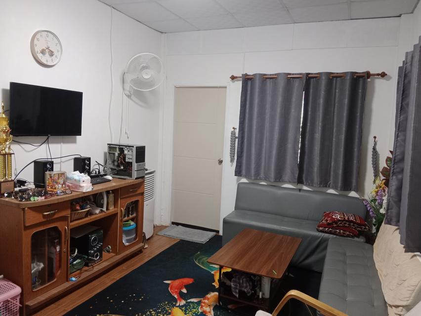 ขายบ้านทาวน์เฮาส์ 1ชั้น 9