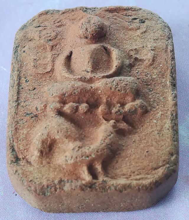 หลวงพ่อปาน พิมพ์ทรงไก่หางพวง (ไก่ผอม) รูปย่อยที่ 3