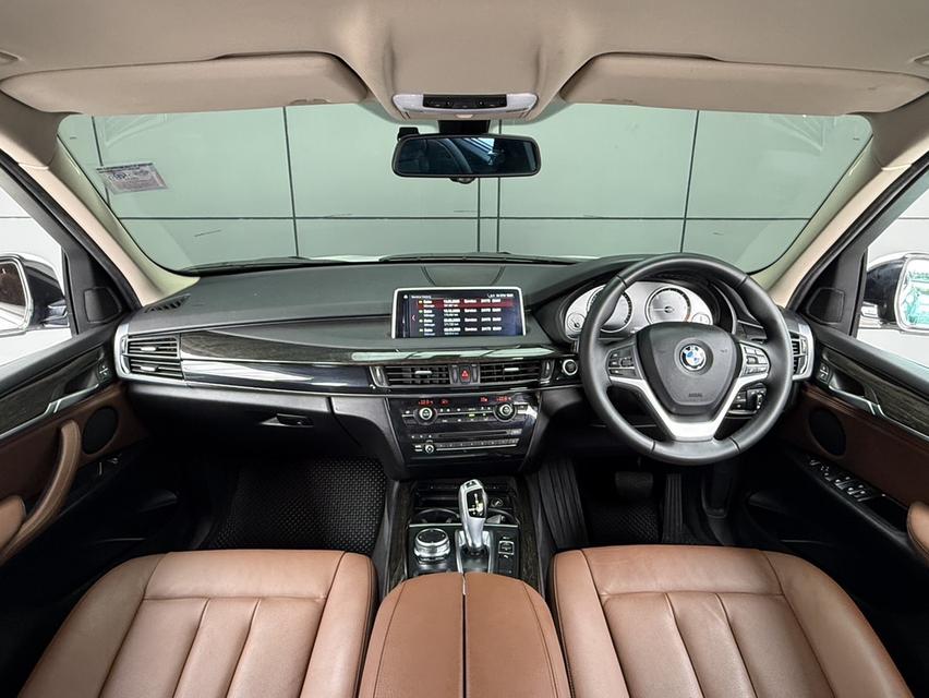 2018 BMW X5, sDrive25d โฉม F15 ปี13-19สีขาว เครื่องดีเซล รถบ้านแท้ ประวัติดี รูปที่ 11