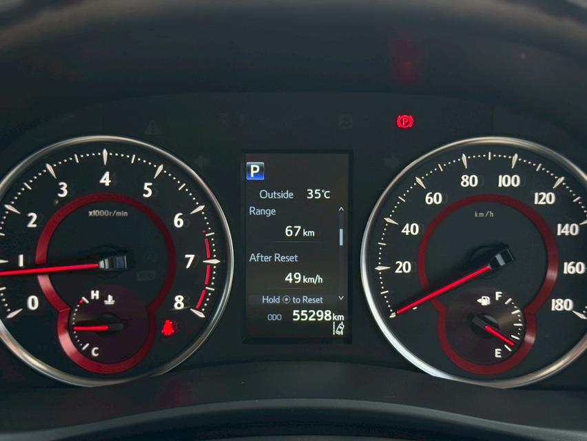 TOYOTA ALPHARD 2.5 SC PACKAGE ปี 2022สีขาว   13