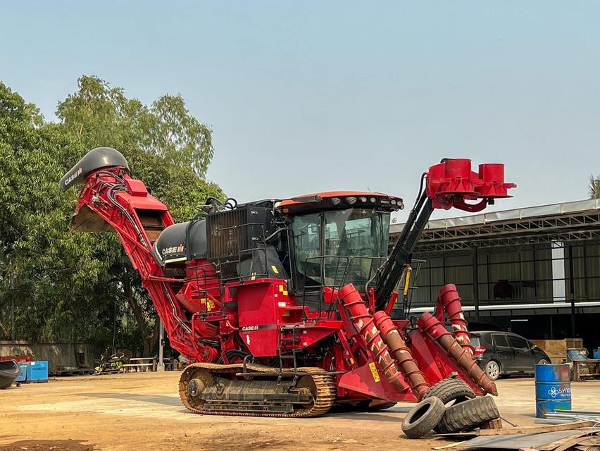 ส่งต่อรถตัดอ้อย CASE IH A8810 ปี 2018 3