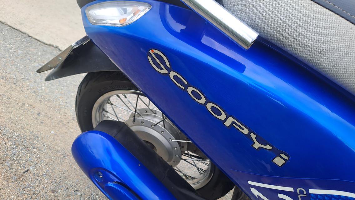 Honda Scoopy i รถบ้าน 6