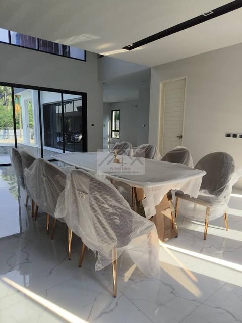 ให้เช่า Pool Villa 3 ชั้น Modern Luxury 250 ตรว. สุขุมวิท 62 มี Roof Top และสระว่ายน้ำกลางบ้าน ใกล้ทางด่วน 2 สาย, ใกล้ B 6