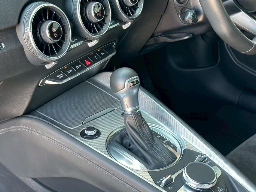 Audi TT 45 TFSI Quattro S-Line Final Icon Black 2023 จด 2024 รูปที่ 15