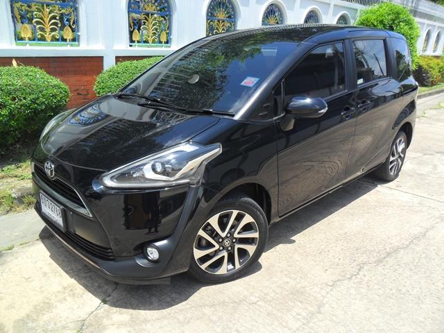 Toyota Sienta 1.5V ปี 3016