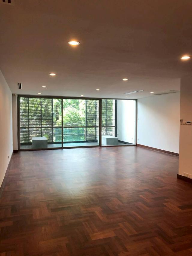 ขายทาวน์โฮม 4 ชั้น สุขุมวิท 35 ทำเลดี ใจกลางเมือง ใกล้ BTS พร้อมพงษ์ (N.2139) 5