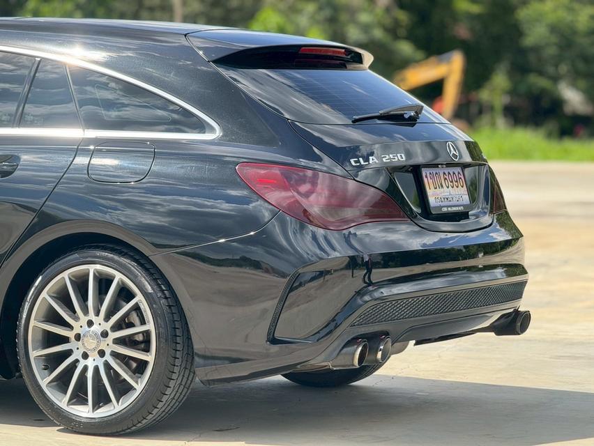 Mercedes Benz CLA250 Shooting Brake AMG Dynamic ปี 2015