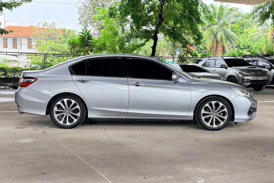2016 Accord 2.0 EL AT รุ่นท๊อป ออฟชั่นครบ พร้อม Sunroof รูปย่อยที่ 4