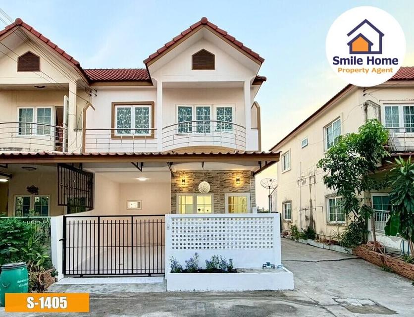 หมู่บ้านเฟื่องฟ้า11 เฟส7 ซอยมังกร แพรกษาสมุทรปราการ หลังมุมรีโนเวทใหม่ 1