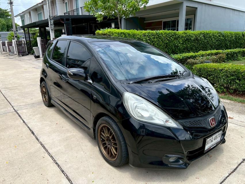 #เทรนด์วันนี้้ Honda Jazz GE 1.5V ปีจด 2014🚩ราคา 169,000บาท ขายสดเกียร์ออโต้ เครื่องเบนซิน 1500 CC รถสวยสีดำเงาๆ จัดทรงล้อแม็กขอบ15
