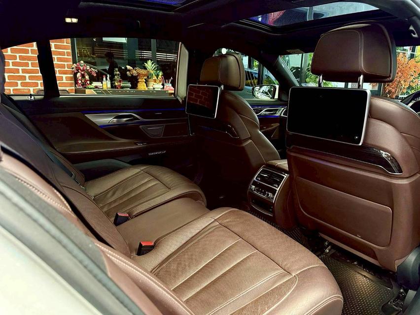 BMW 730ld M Sport ปี 2016 วิ่ง 2xx,xxx KM. รูปที่ 12
