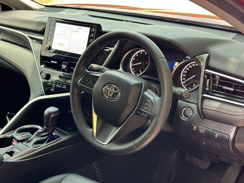 รหัสรถ PAT5496 Toyota Camry 2.5 Sport สีแดง ปี2021  7