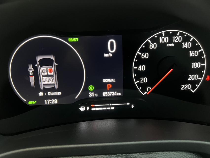  ปี2022/23 Honda HR-V 1.5 e:HEV RS รุ่นท็อปสุด รถบ้าน มือเดียว เข้าศูนย์ฮอนด้าทุกระยะ 12
