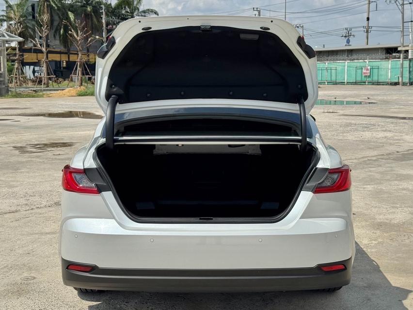 Toyota Camry 2.5 HEV Premium Luxury ปี 2025 ไมล์ 15,xxx km รูปที่ 5
