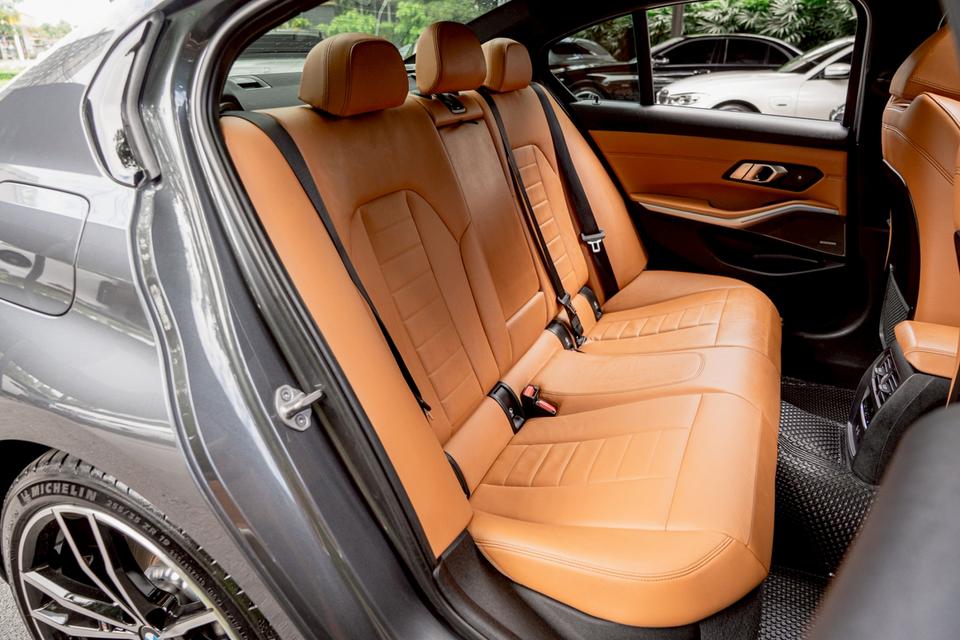 BMW 330e M Sport Plug-in Hybrid ปี 2021 🛒 เข้าใหม่ 56,xxx km. งานดีสีหายาก พร้อม BSI Warranty🩶 6