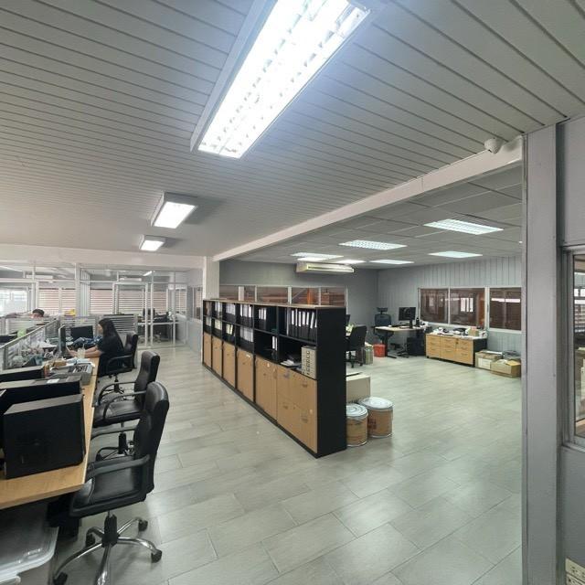 ให้เช่าโกดังขนาดใหญ่พร้อมสำนักงาน เนื้อที่ดิน 3ไร่ พื้นที่รวมทั้งหมด 3700 ตร.ม. ติดถนนเทพารักษ์ กม.10.5 บางพลี 4