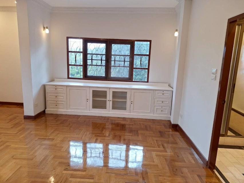 ขายบ้านแจ้งวัฒนะ MRTปากเกร็ด-แจ้งวัฒนะ28 หน้าปากซอย พร้อมเฟอร์ 9