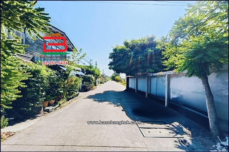 ที่ดินเปล่า เนื้อที่ 118 ตร.ว. ชุมชนศาลาชล่าทอง (ซอยสุขุมวิท 27, ซอยบุญศิริ 18/2) ถนนสุขุมวิท อำเภอเมืองสมุทรปราการ สมุทรปราการ 2