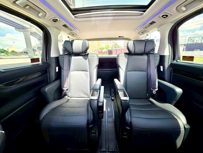 Toyota ALPHARD SRC E-Four สีขาว ปี 2019 ไมล์ 60,000 กม.  14