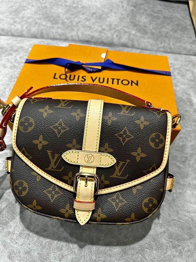 ขายกระเป๋า Louis Vuitton SAUMUR BB NV MNG