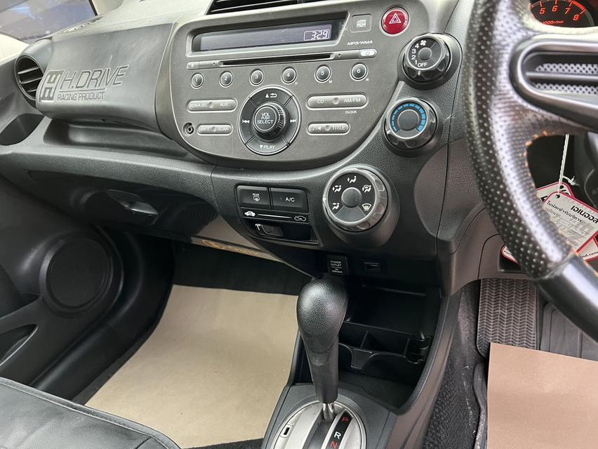 Honda JAZZ GE ออโต้ ปี08 รถบ้านเดิมๆ จัดทรง แต่งหล่อ สีเต็ม100 ภาษี 68 13