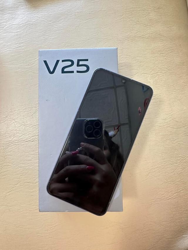 Vivo V25 พร้อมส่งต่อราคากันเอง